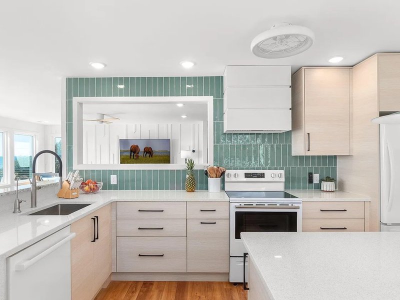 Pine Knoll Shores Oceanfront - photo 14 of 18